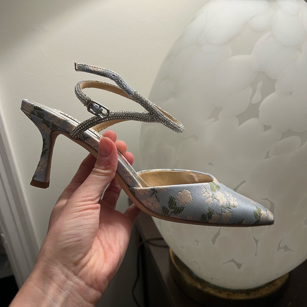 Badgley Mischka pumps 6 - Picture 3 of 8
